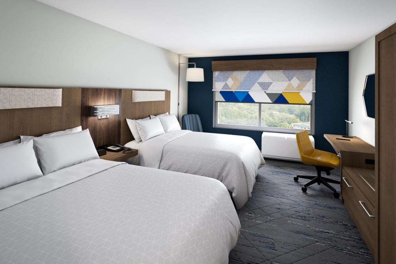 Holiday Inn Express & Suites Rhinelander By Ihg Екстериор снимка