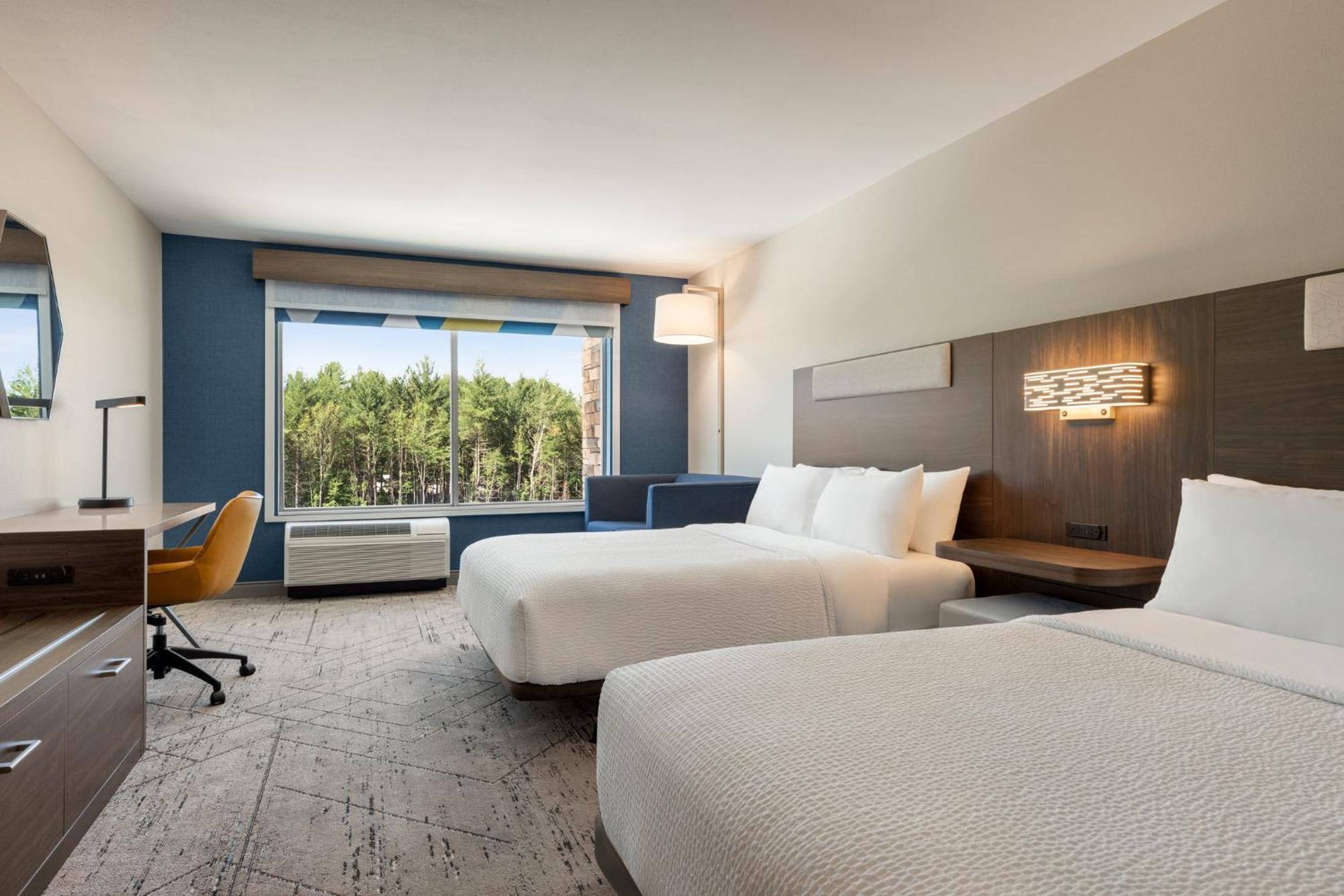 Holiday Inn Express & Suites Rhinelander By Ihg Екстериор снимка